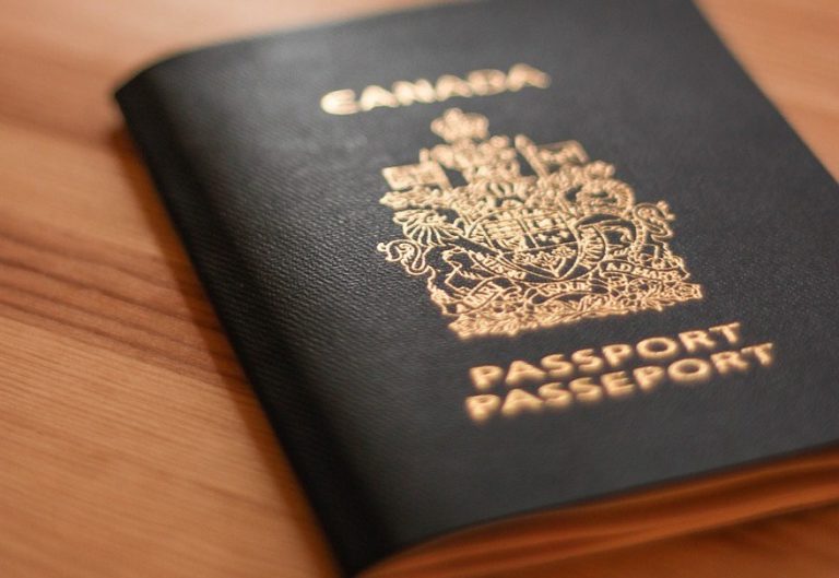 چه عواملی بر کاهش مدت زمان صدور ویزای کانادا موثر است؟